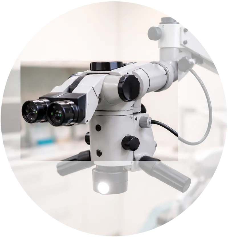 Close-up of the dental operating microscope used for root canal treatment at Harajda Dent
